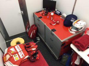 Vettels Fahrerraum. Copyright: F1-insider.com