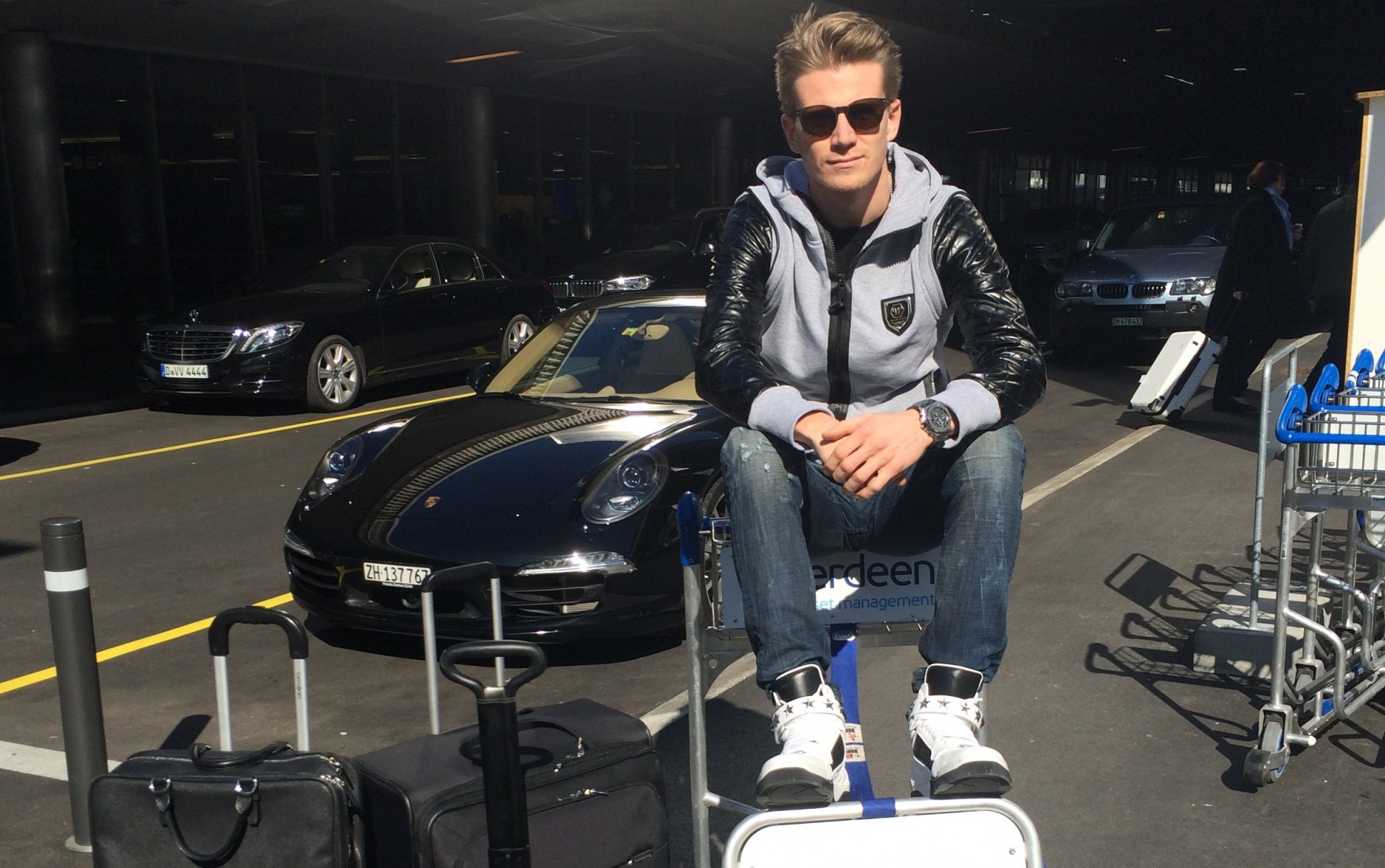 Hülkenberg am Flughafen. Copyright: privat