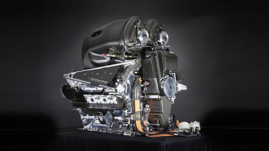 Mercedes-V6-Hybrid-Formel-1-Motor. Credit: Mercedes