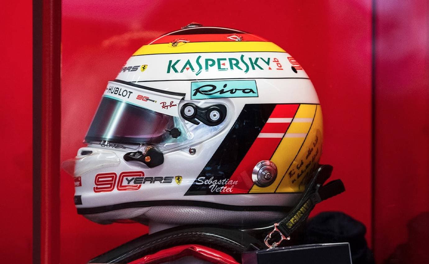 Vettel Helm