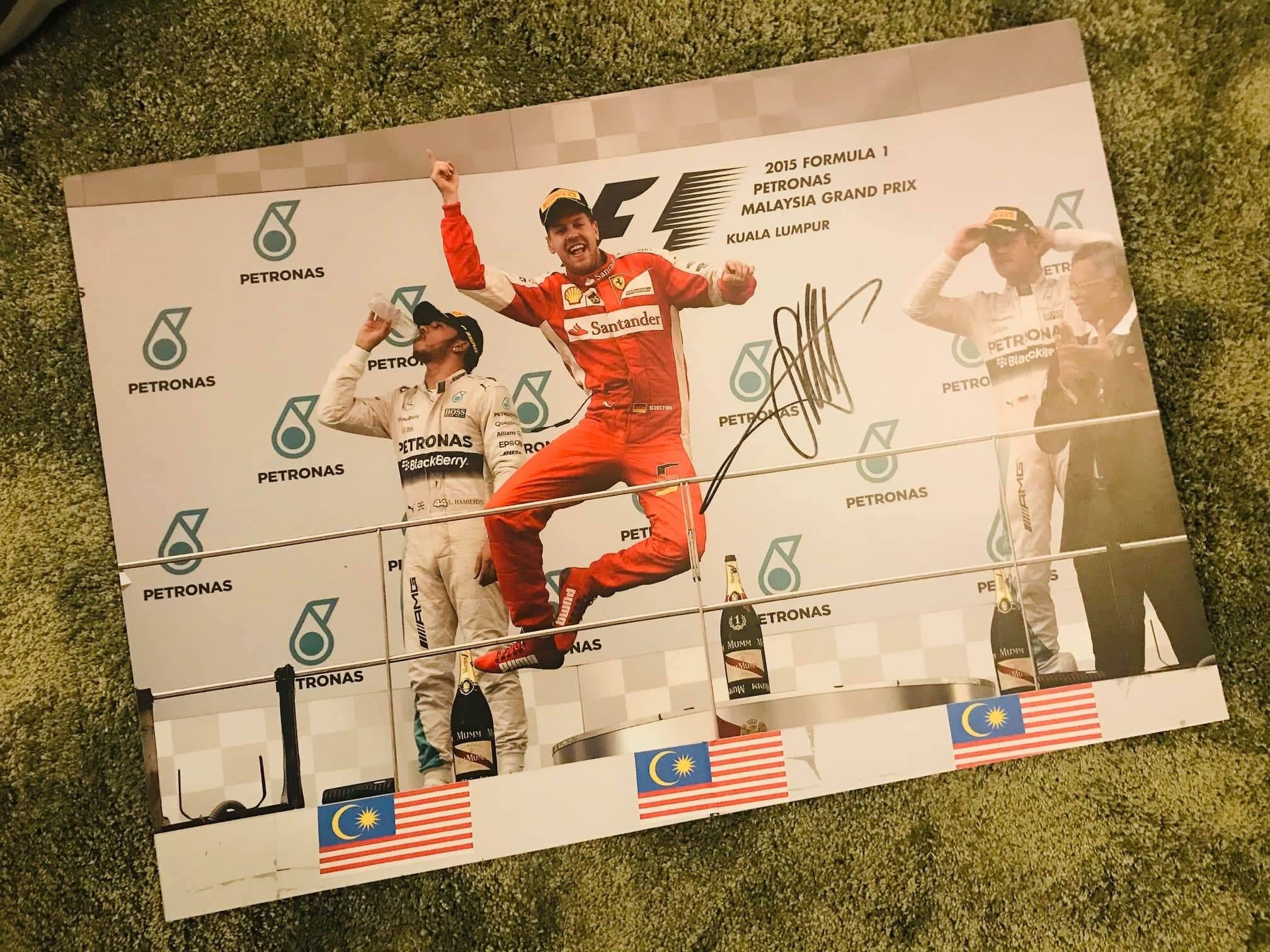Vettels erster Ferrari-Sieg in Malaysia 2015