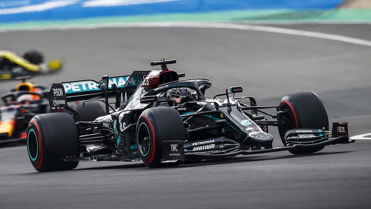 Hamilton; LAT/Mercedes