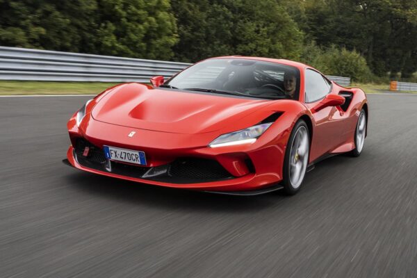 Mick Schumacher im Ferrari F8 Tributo