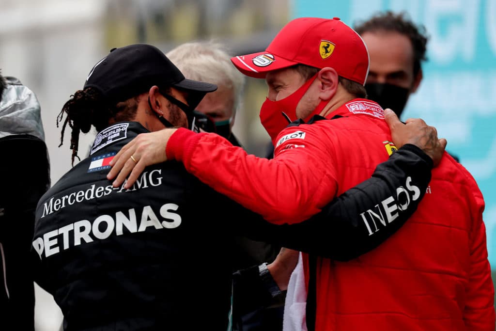 Lewis Hamilton und Sebastian Vettel Credit: Ferrari