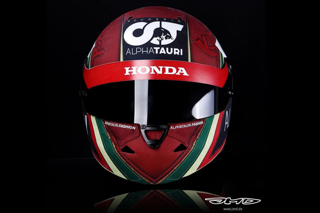 Daniil Kvyat Helm Imola 2020. Credit: Jens Munser Designs