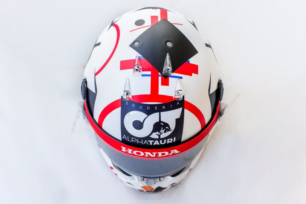 Daniil Kvyat Helm Russland 2002. Credit: Jens Munser Designs