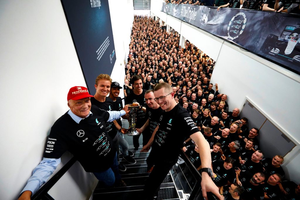 Formel 1: Partystimmung bei Mercedes. Credit: Mercedes