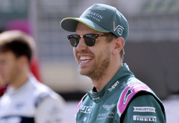 Vettel Formel 1 Aston Martin Logo