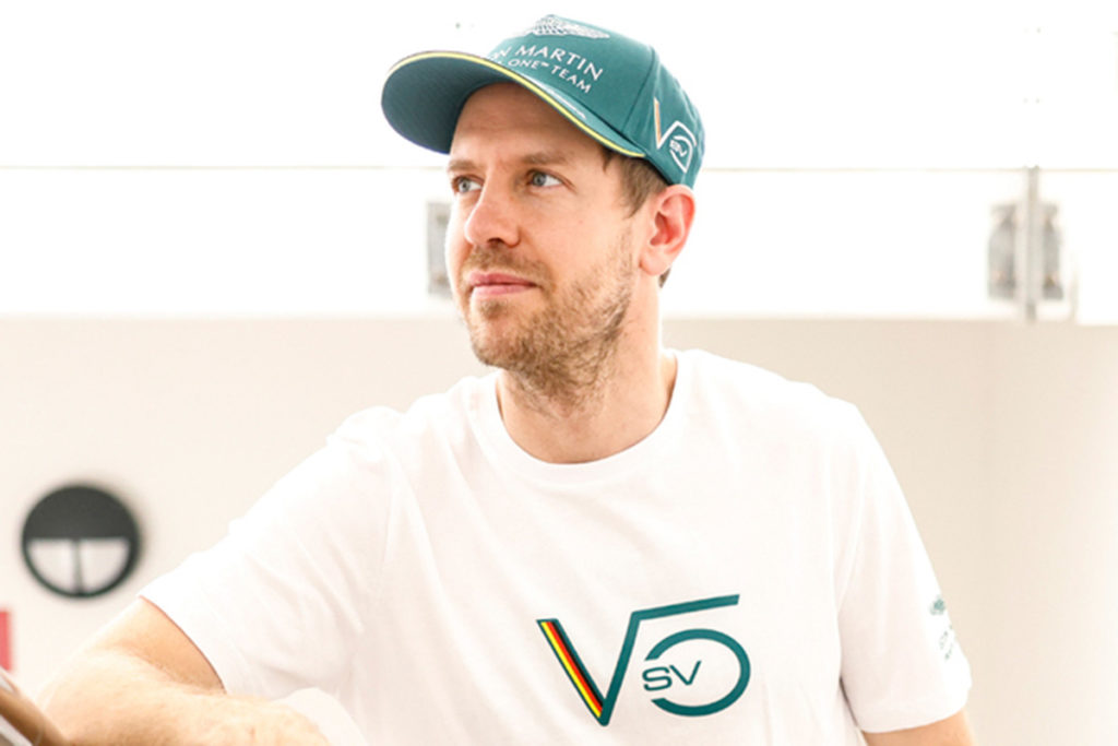 Formel 1 Sebastian Vettel Aston Martin 2021 Portrait