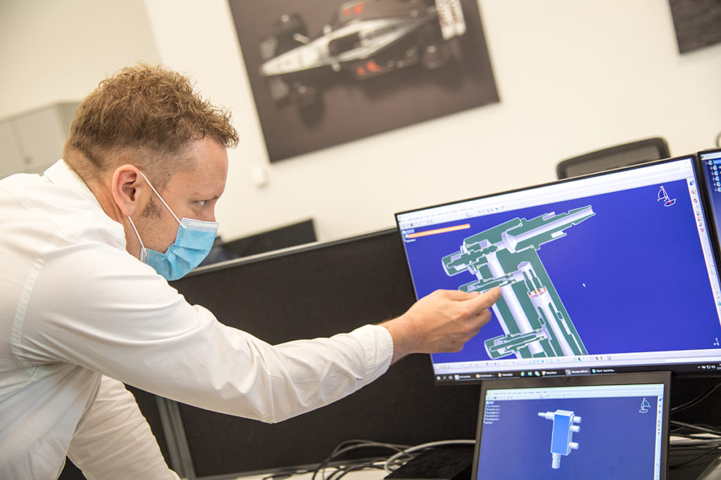 Formel 1 Mercedes Motor Ben Hodgkinson