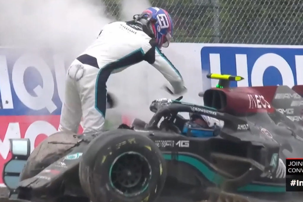 Formel 1 Valtteri Bottas George Russel Imola GP 2021 Crash