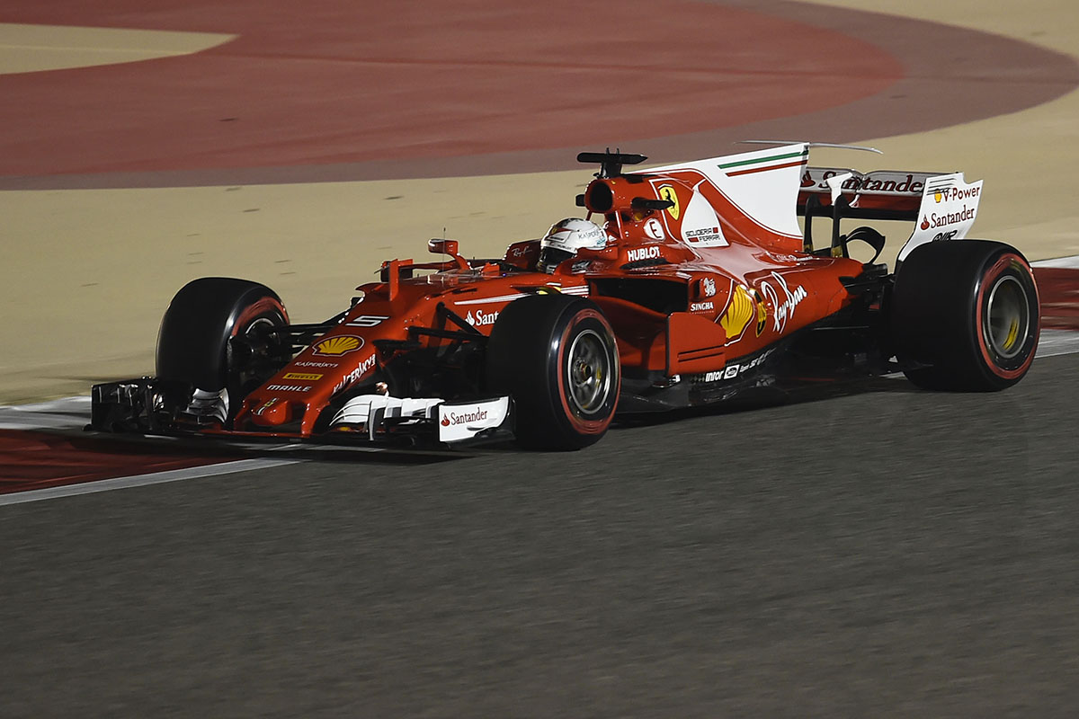 Formel 1 Sebastian Vettel Bahrain GP 2017 Action