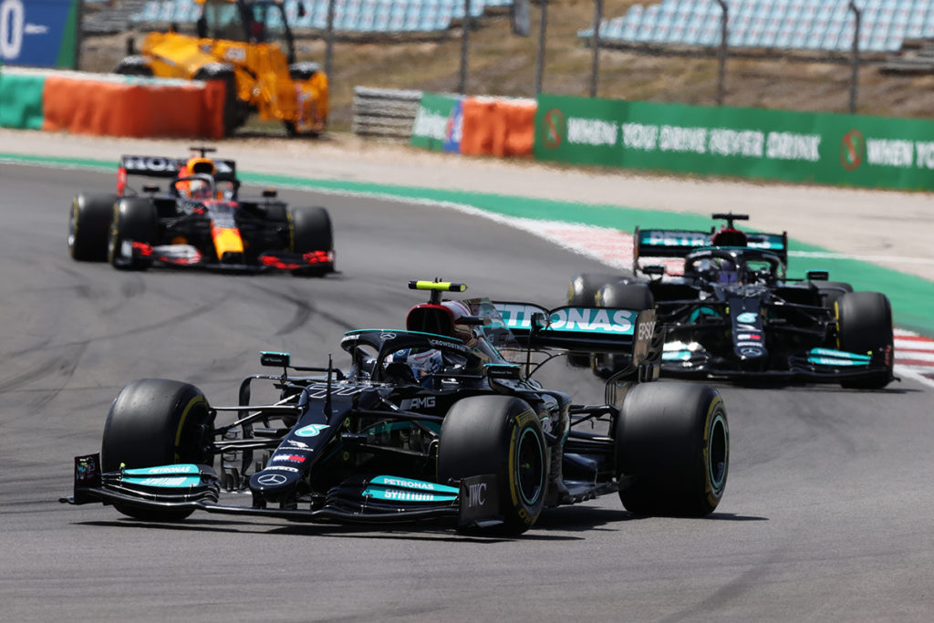 Formel 1 Valtteri Bottas Lewis Hamilton Mercedes 2021