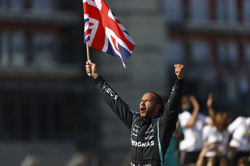 Formel 1 Lewis Hamilton Mercedes Silverstone 2021 Rennen
