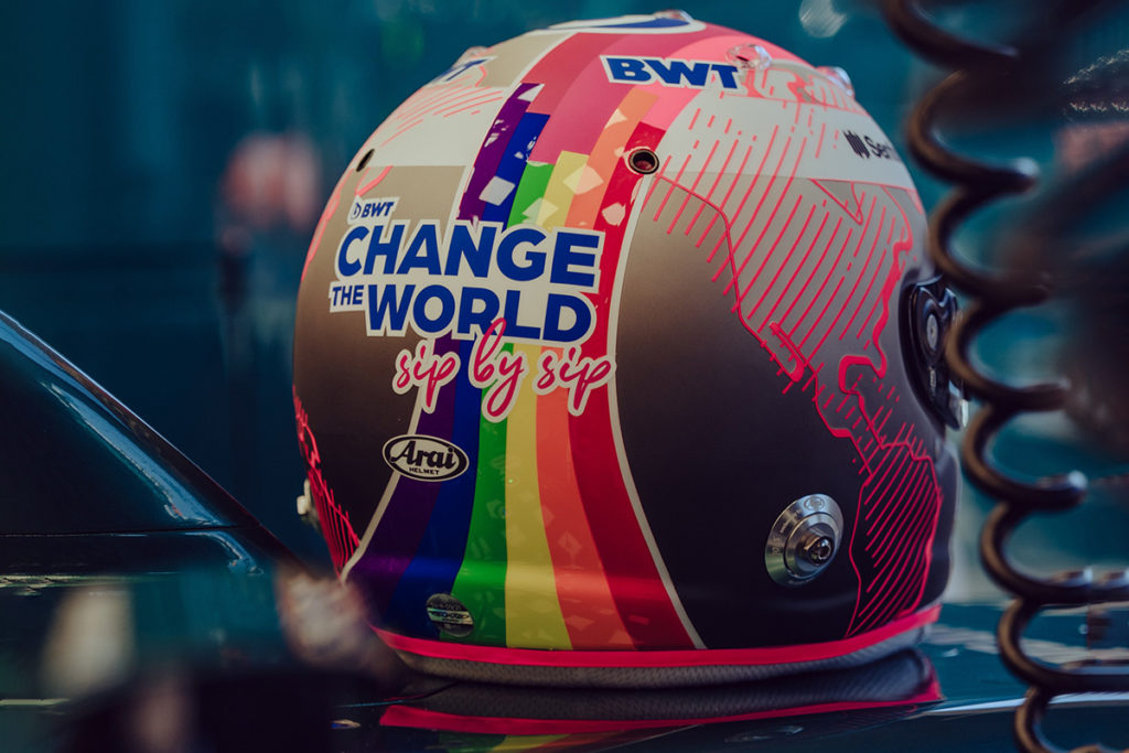 Formel 1 Sebastian Vettel Ungarn GP Helm 2021 01
