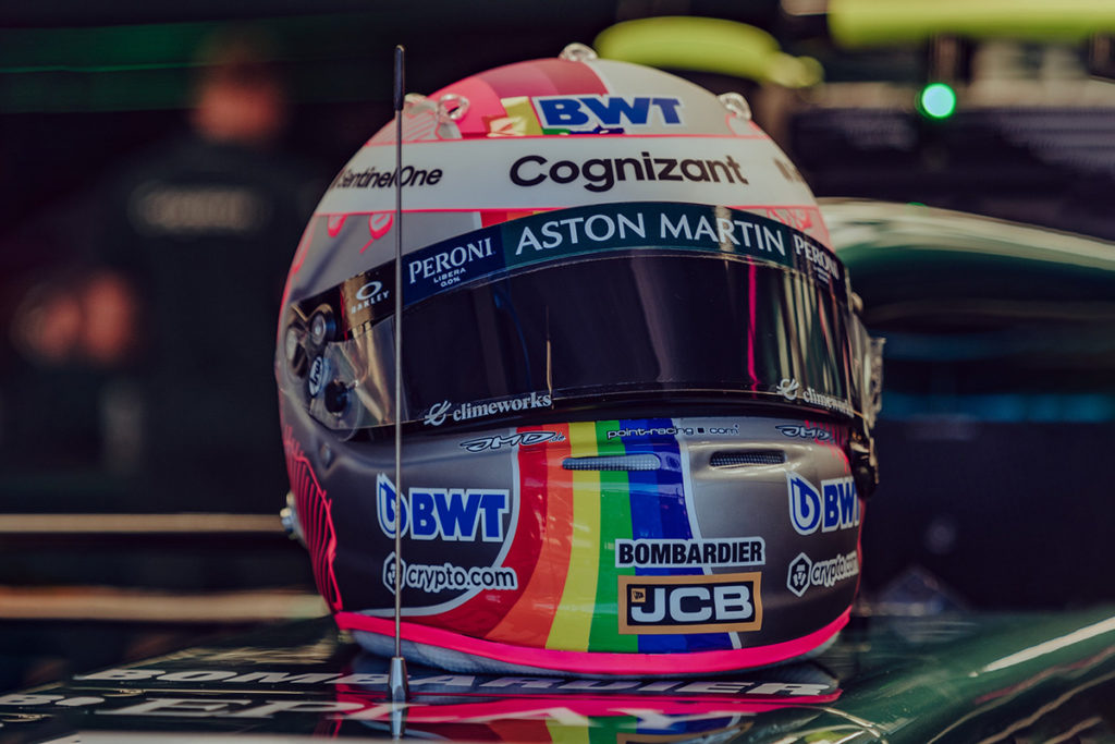 Formel 1 Sebastian Vettel Ungarn GP Helm 2021 01