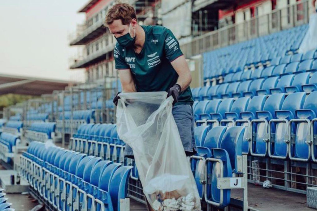 Formel 1 Sebastian Vettel Silverstone 2021 Müll sammeln
