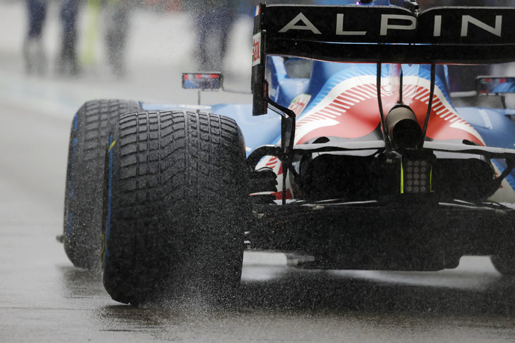 Formel 1 Pirelli Regenreifen 2021 Spa