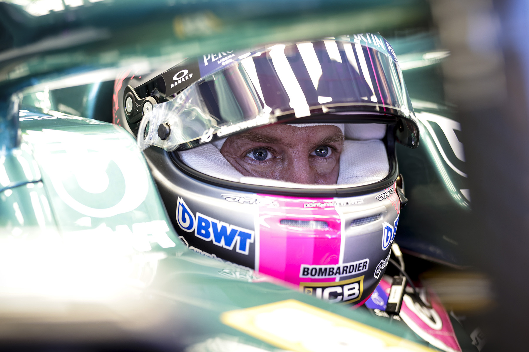 Formel 1 Sebastian Vettel Aston Martin 2021 Cockpit