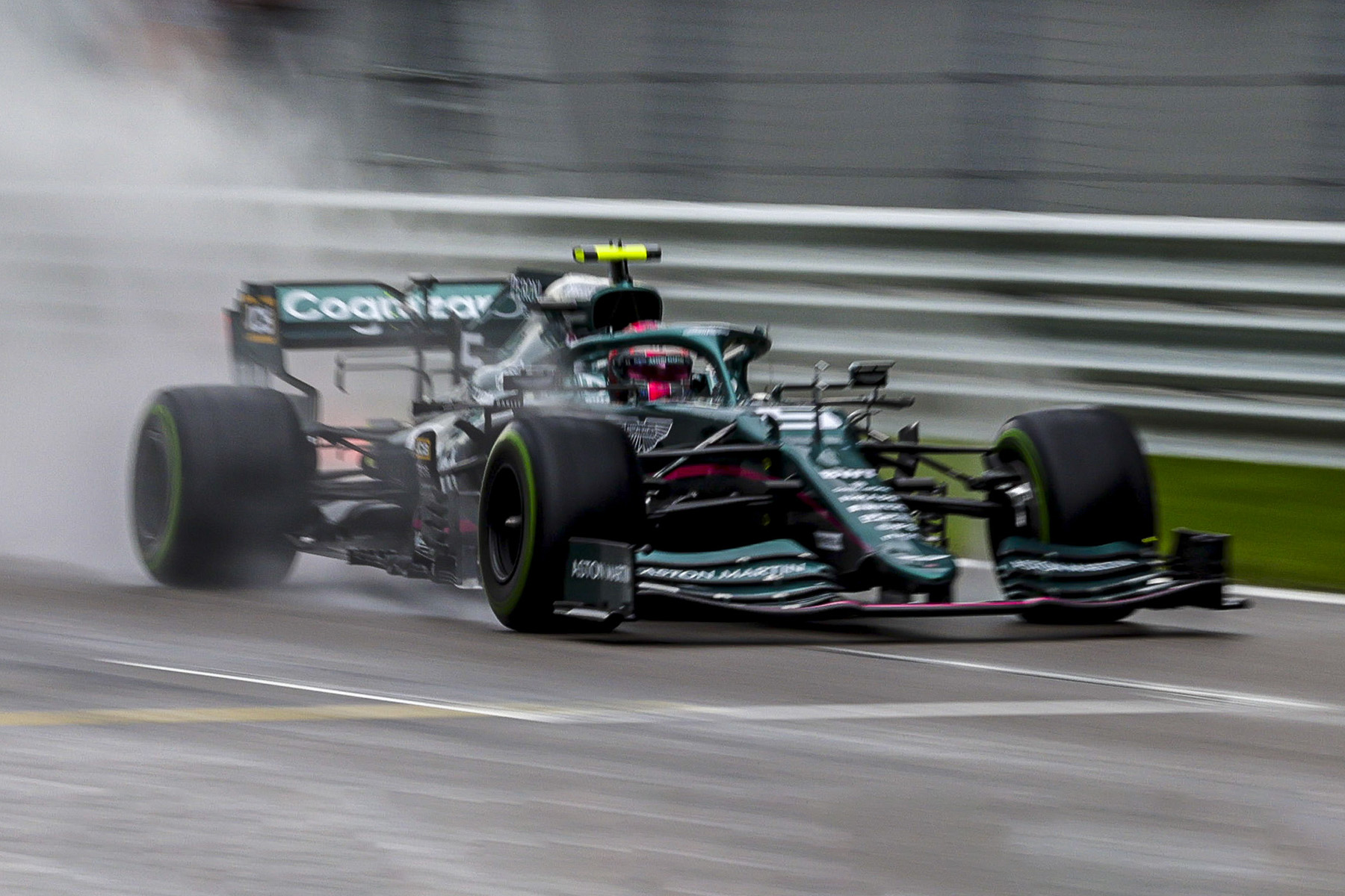 Formel 1 Sebastian Vettel Aston Martin Sotschi Quali Russland GP 2021