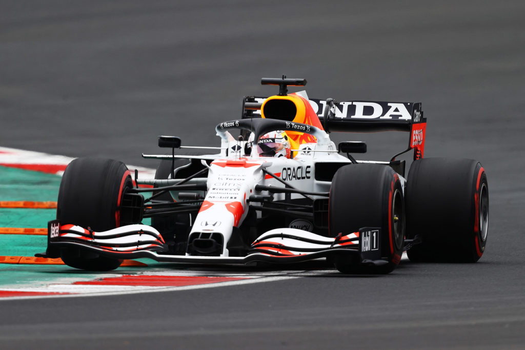 Formel 1 Max Verstappen Turkei GP FP2