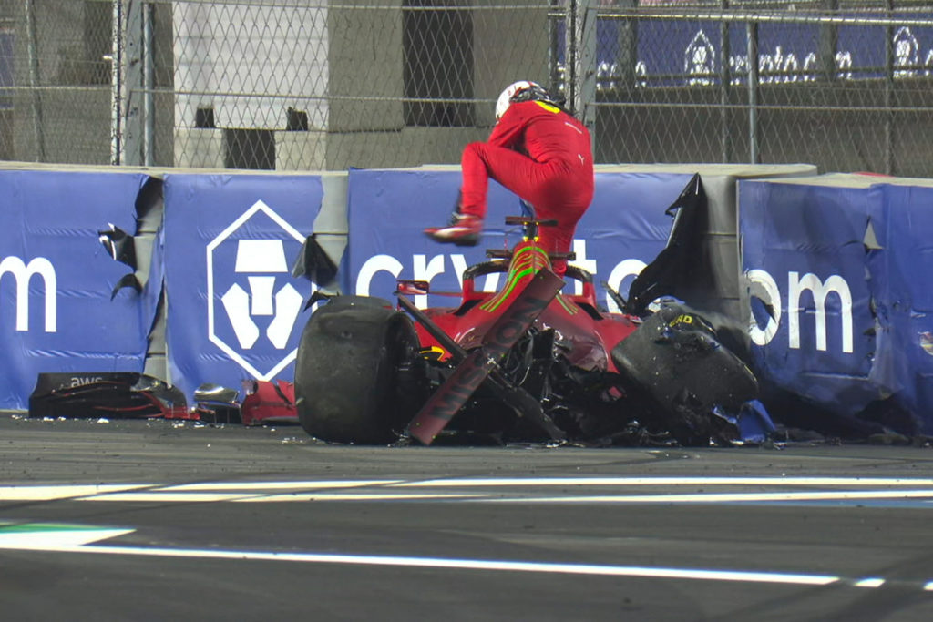 Formel 1 Charles Leclerc Ferrari Saudi Arabien GP FP2 Crash