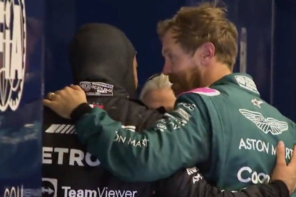 Formel 1 Lewis Hamilton Sebastian Vettel Abu Dhabi GP 2021