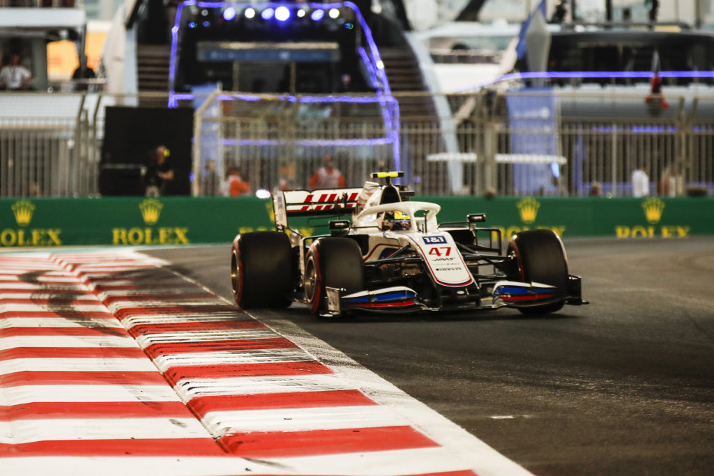 Formel 1 Mick Schumacher Haas Abu Dhabi GP 2021 FP2