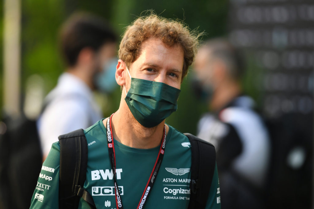 Formel 1 Sebastian Vettel Aston Martin 2021 3 2