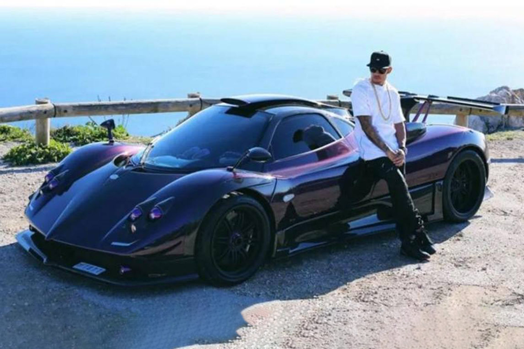 Formel 1 Lewis Hamilton Pagani Zonda 3 2