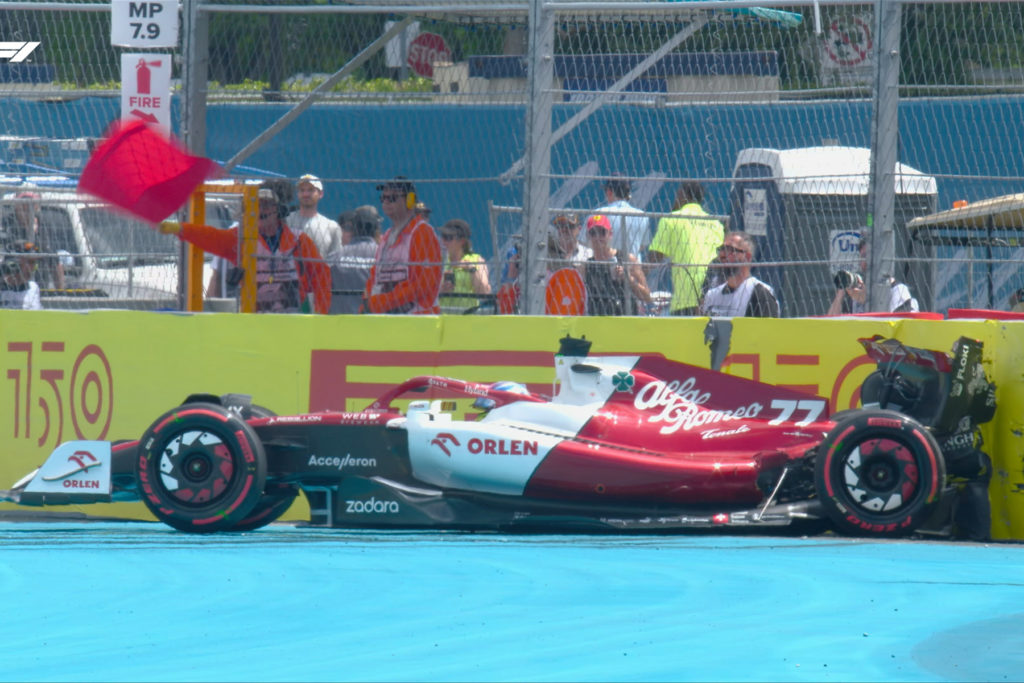 Formel 1 Bottas Miami Crash FP1 2022