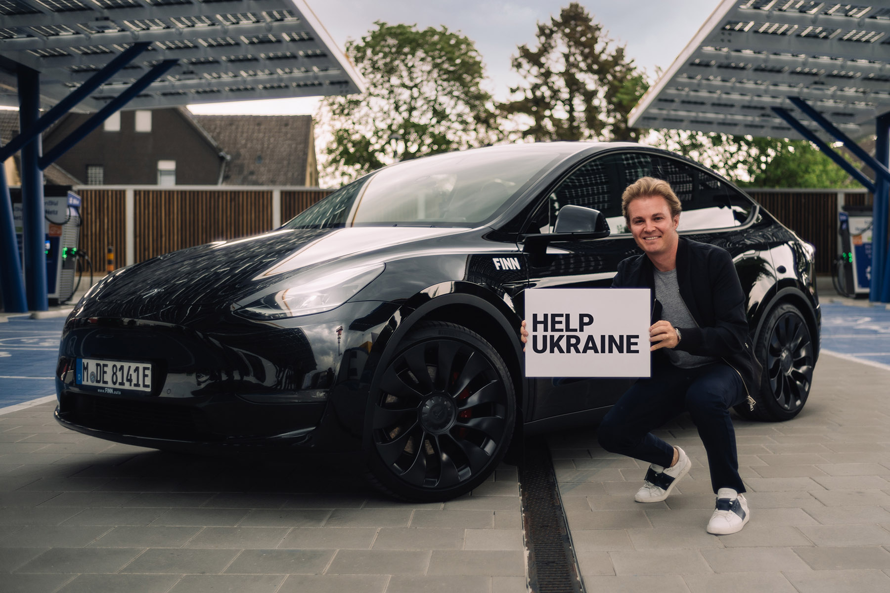 Nico Rosberg Tesla Ukraine ViPrize Verlosung 2022
