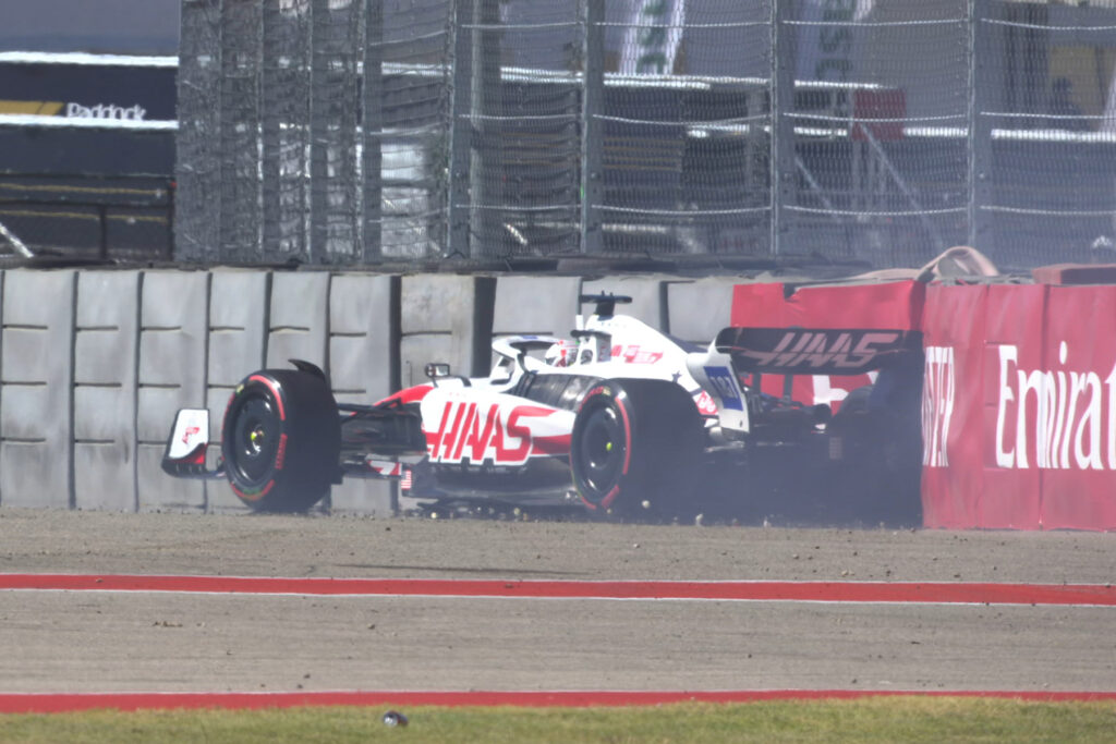 Formel 1 Giovinazzi Haas Crash Austin 2022