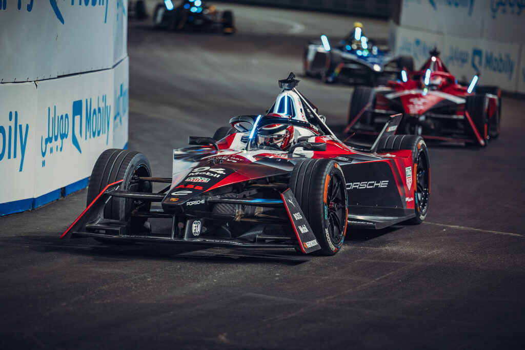 Formel E Porsche Wehrlein Sieg Saudi Arabien 2023
