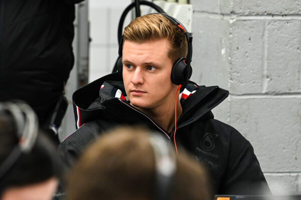 Formel 1 Mick Schumacher Mercedes 2023