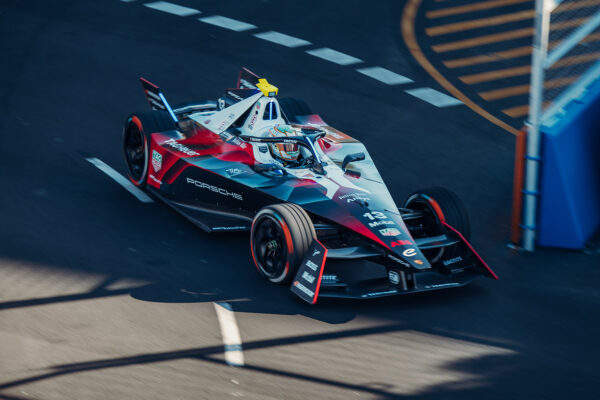Formel E Kapstadt 2023 Antonio Felix da Costa. Credit: Porsche