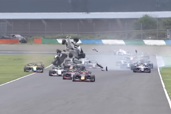 Super Formula Crash 2023