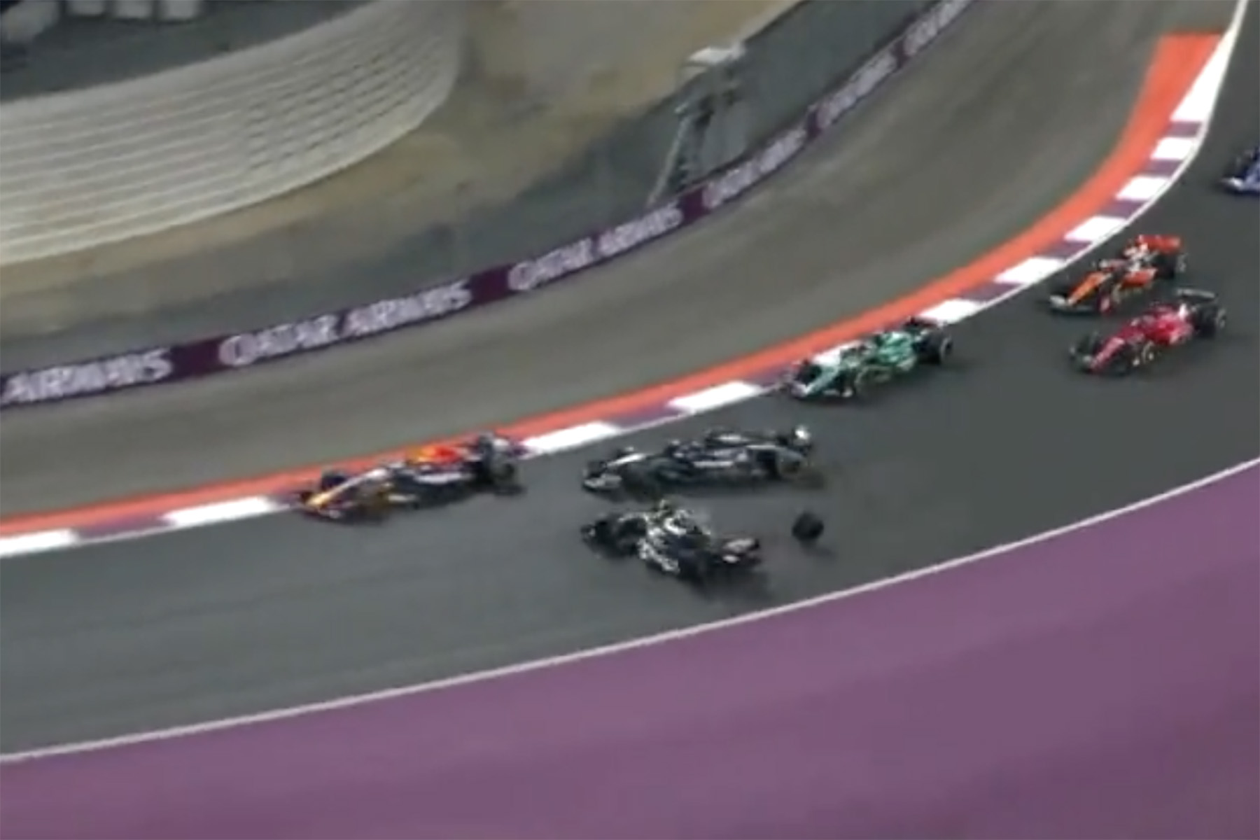 Formel 1 Mercedes Crash Katar 2023