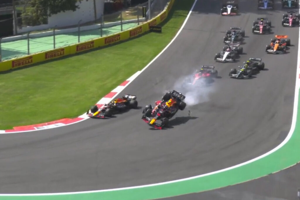 Formel 1 Perez Crash Mexiko 2023