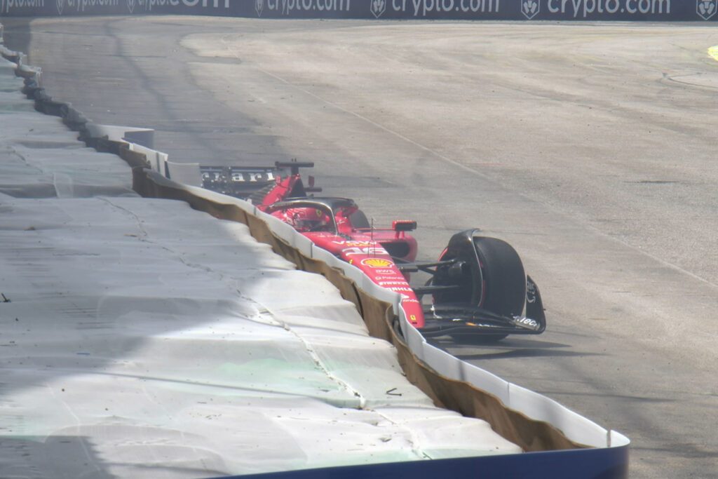 Formel 1 Leclerc Crash Ferrari Sao Paulo 2023