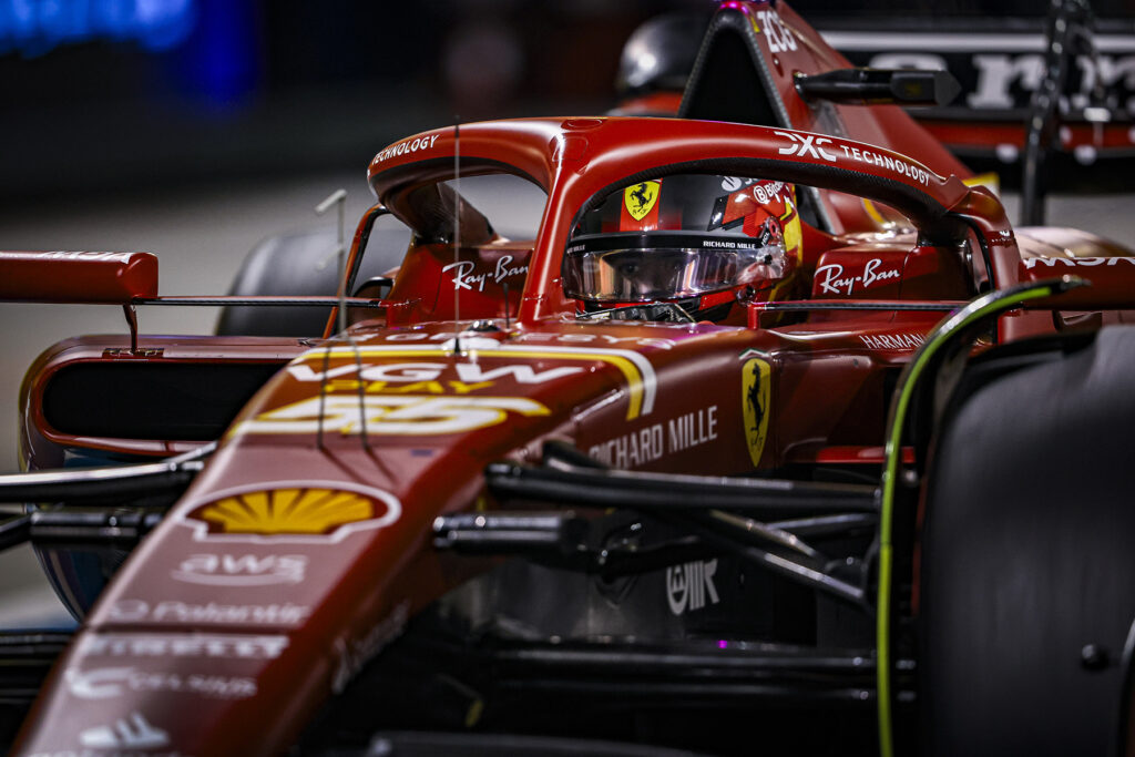 Formel 1 Carlos Sainz Ferrari Bahrain 2024