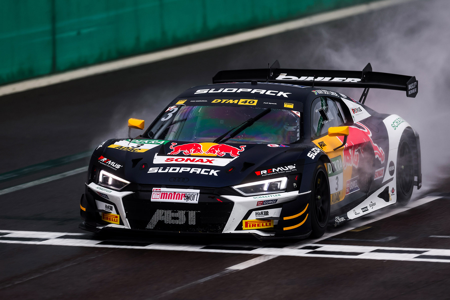 DTM Kelvin van der Linde Lausitzring 2024