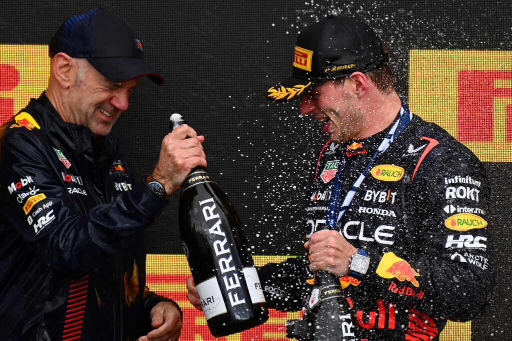 Formel 1 Red Bull Adrian Newey und Max Verstappen