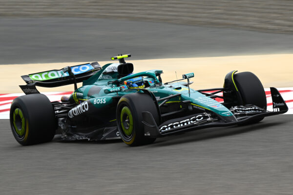 Formel 1 Aston Martin Fernando Alonso 2025 Bahrain Test