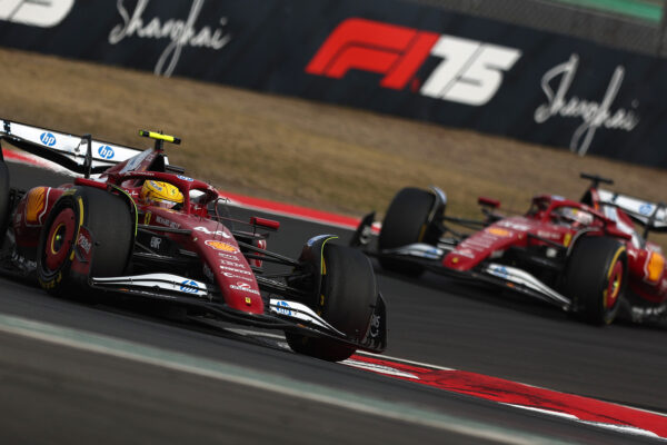 Formel 1 Lewis Hamilton und Charles Leclerc Ferrari China 2025