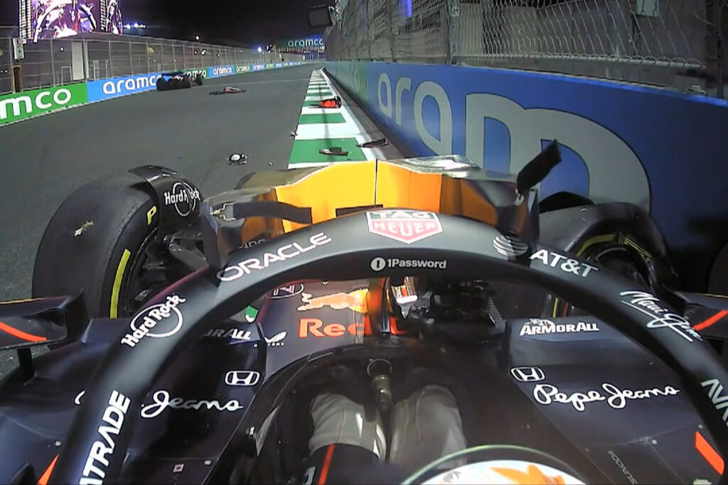 Formel 1 Yuki Tsunoda Crash Saudi Arabien 2025