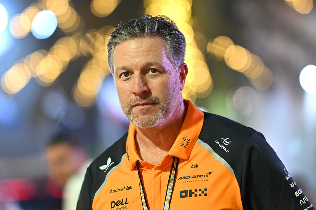 Formel 1 Zak Brown McLaren Bahrain 2025