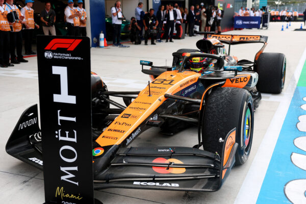 Formel 1 Oscar Piastri McLaren Miami GP 2025 Sieg