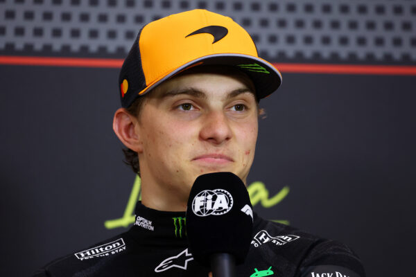 Formel 1 Oscar Piastri McLaren Imola 2025