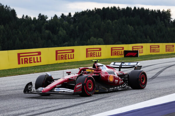 Formel 1 Hamilton Ferrari Spielberg 2025